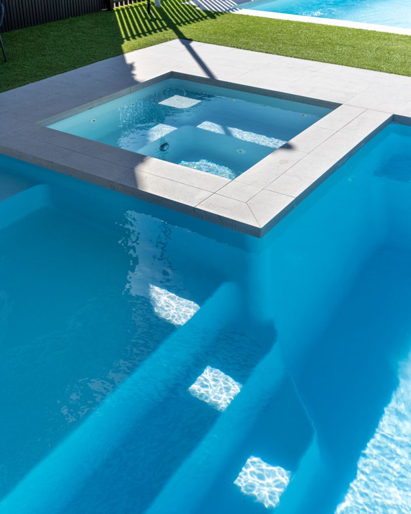 Why choose fibreglass pools