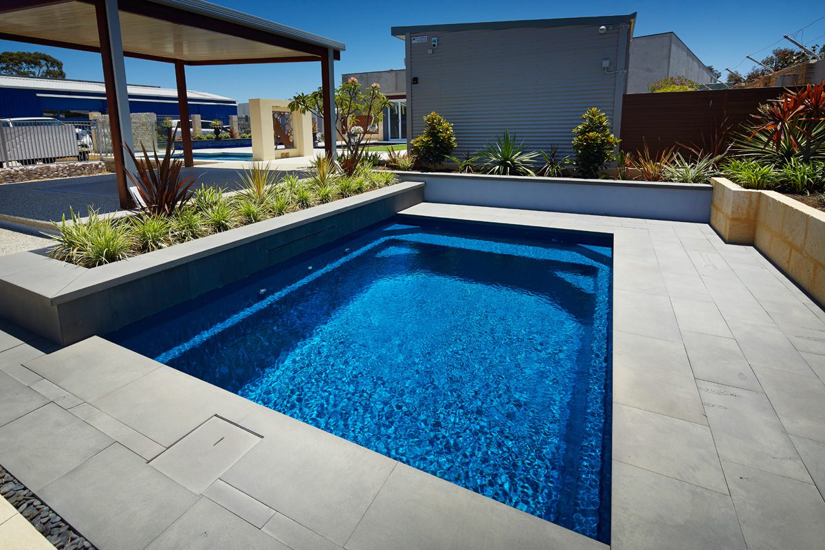 4-7mPlungePoolJoondalup2.jpg