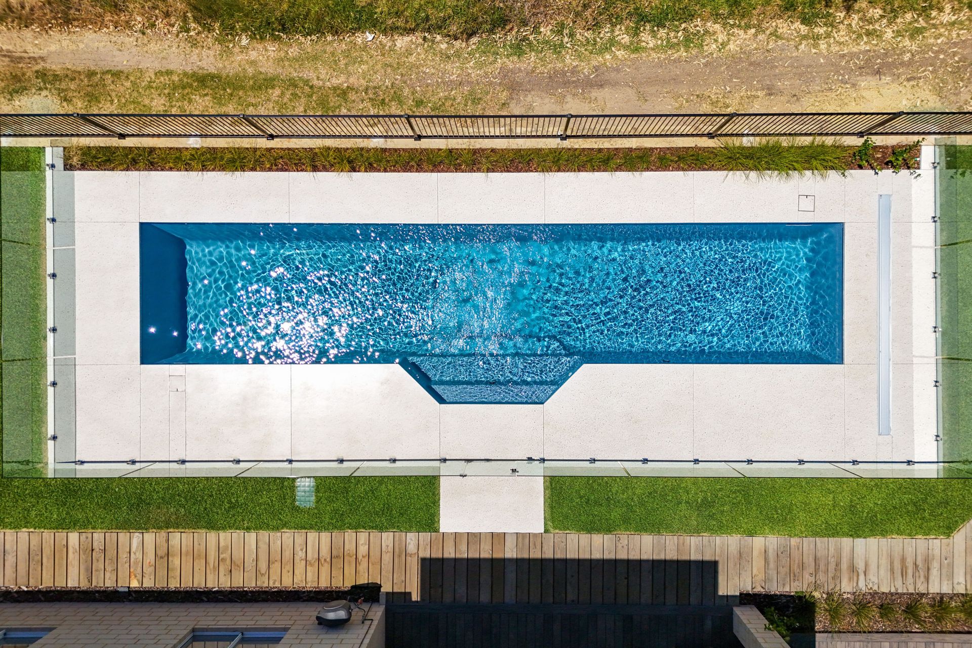 BRP_Lap-Pool_12m_col-hgs_01.jpg