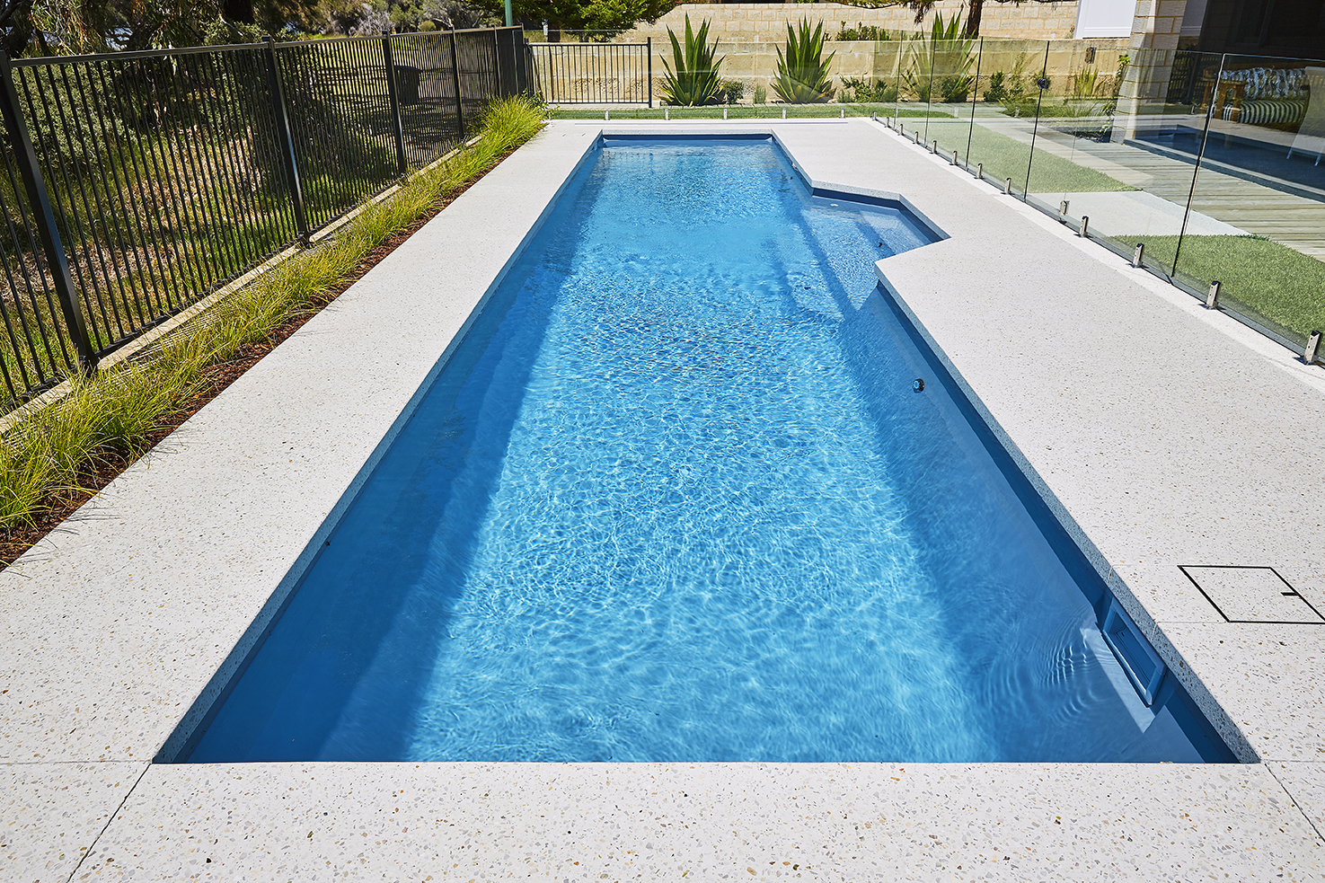 BRP_Lap-Pool_12m_col-hgs_06.jpg