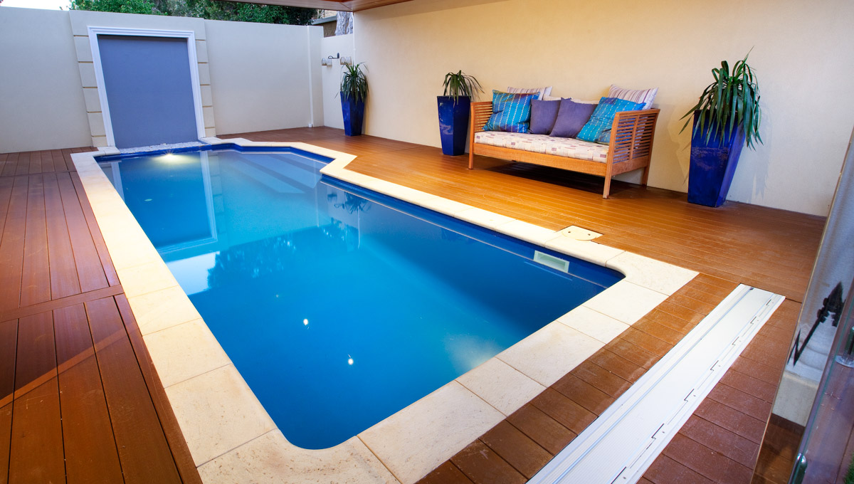 lap-pool-8.3m-3.5m-royal-ocean-shimmer-dario-galleryimage-3