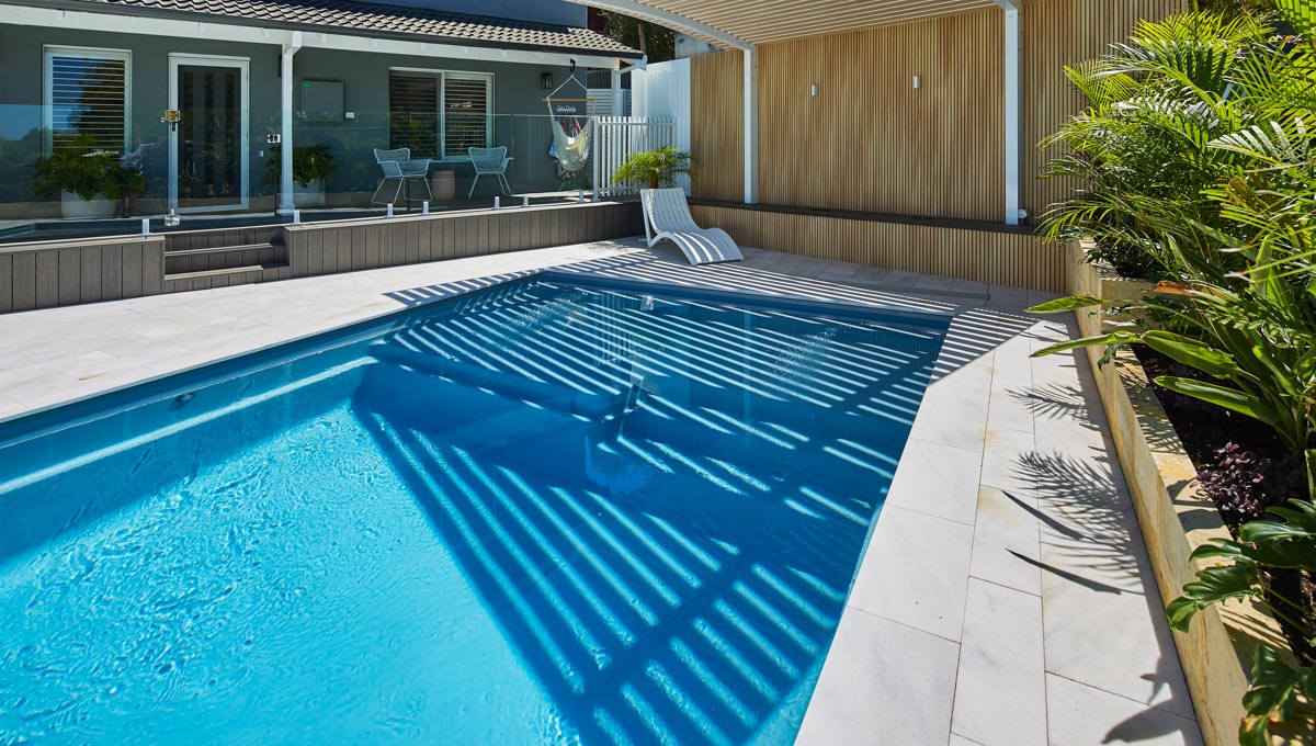 Sunseeker7.6m x 4.4m Hampton Grey Shimmer Kardinya