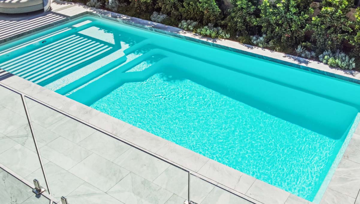 Sunseeker Slimline8.2m x 3.5m